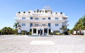 Hotel The Queen